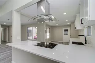 9734 Oakmont Dr, La Porte, TX 77571 - Photo 27