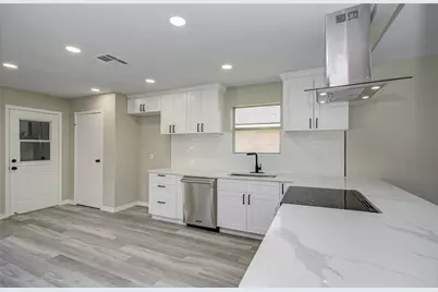 9734 Oakmont Drive, La Porte, TX 77571 - Photo 25