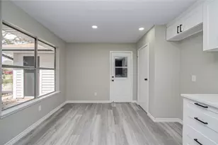 9734 Oakmont Dr, La Porte, TX 77571 - Photo 23