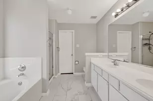 17107 Canterbury Green Ct, Sugar Land, TX 77498 - Photo 13