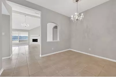 17107 Canterbury Green Court, Sugar Land, TX 77498 - Photo 5