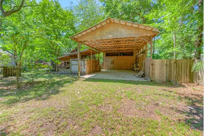 641 Red Clover, Livingston, TX 77351 - Photo 43