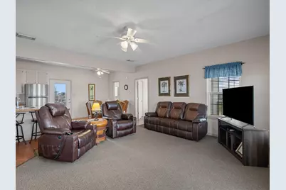 125 Driftwood Court, Surfside Beach, TX 77541 - Photo 9