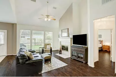 635 Presley Way, Sugar Land, TX 77479 - Photo 9