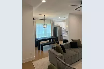 5774 Heron Drive #B, Houston, TX 77033 - Photo 3