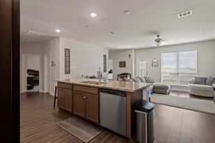 2040 Muscadine Trail, Brenham, TX 77833 - Photo 11