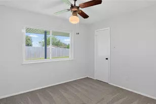 14138 Clover Point Dr, Sugar Land, TX 77498 - Photo 15