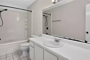 14138 Clover Point Dr, Sugar Land, TX 77498 - Photo 17