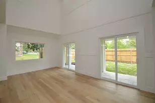 1207 Martin St, Houston, TX 77018 - Photo 9