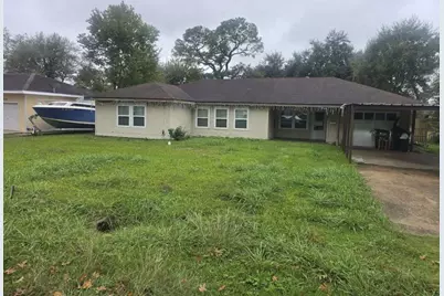 2301 Owens Avenue, Groves, TX 77619 - Photo 3