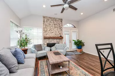 8323 Lake Crystal Drive, Houston, TX 77095 - Photo 11