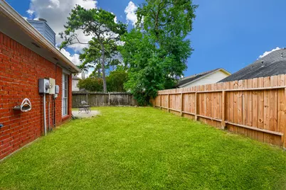 8323 Lake Crystal Drive, Houston, TX 77095 - Photo 31
