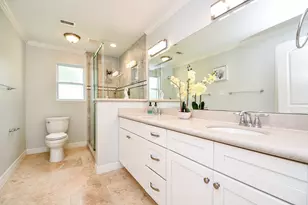 707 Thistlewood Dr, Houston, TX 77079 - Photo 9