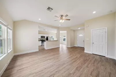 14107 Overstreet, Willis, TX 77318 - Photo 9