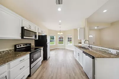14107 Overstreet, Willis, TX 77318 - Photo 11