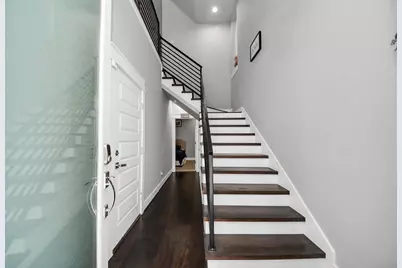 425 Gregg Street, Houston, TX 77020 - Photo 3