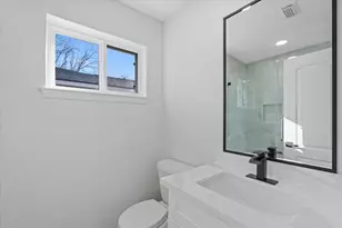 9803 Wren St, La Porte, TX 77571 - Photo 25