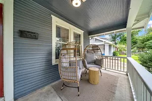 725 Peddie St, Houston, TX 77008 - Photo 3