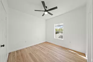 1512 W Blum St, Alvin, TX 77511 - Photo 27