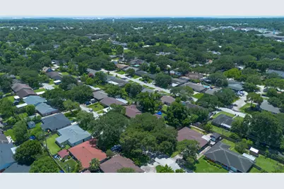 903 Elmwood Drive, Baytown, TX 77520 - Photo 27