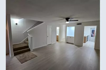 7855 Green Lawn Drive #7855, Houston, TX 77088 - Photo 9