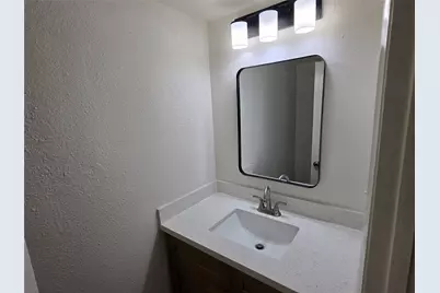7855 Green Lawn Drive #7855, Houston, TX 77088 - Photo 11