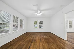 723 Pizer St, Houston, TX 77009 - Photo 9