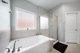 26028 Hasting Ridge Ln, Kingwood, TX 77339 - Photo 23