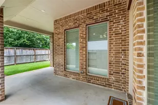 704 Fall Rock Branch Dr, Conroe, TX 77304 - Photo 25