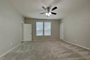 4295 Roaring Timber Dr, Conroe, TX 77304 - Photo 9