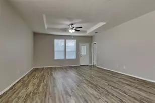 4295 Roaring Timber Dr, Conroe, TX 77304 - Photo 3