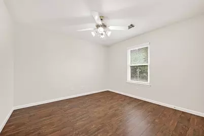 7219 Meadow Mist Court, Houston, TX 77041 - Photo 23
