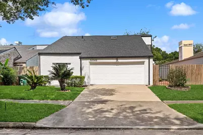 12322 Kitty Brook Drive, Houston, TX 77071 - Photo 3