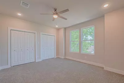 2414 Sam Wilson 001 Street, Houston, TX 77020 - Photo 13