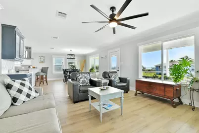 1127 Redfish Street, Hitchcock, TX 77563 - Photo 11