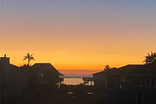 1127 Redfish St, Bayou Vista, TX 77563 - Photo 3