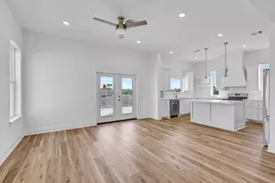 3819 El Lago St, Galveston, TX 77554 - Photo 7