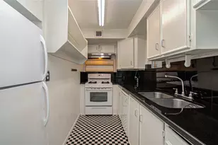 1715 Banks St, Houston, TX 77098 - Photo 19