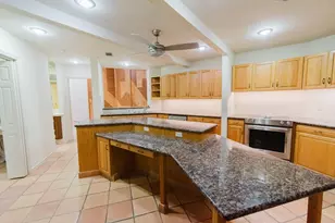 1 Cadena Ct, Galveston, TX 77554 - Photo 25