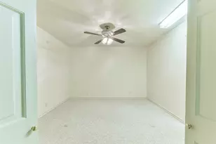 1 Cadena Ct, Galveston, TX 77554 - Photo 41