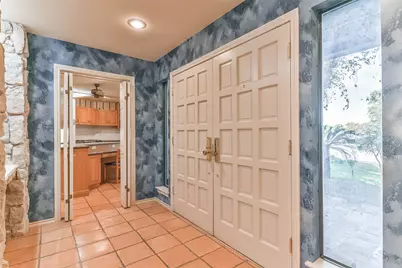 1 Cadena Court, Galveston, TX 77554 - Photo 5