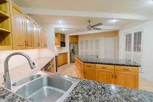 1 Cadena Ct, Galveston, TX 77554 - Photo 27