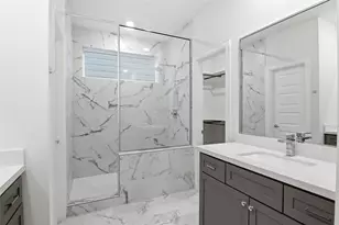 2733 Eado Edge Ct, Houston, TX 77020 - Photo 21