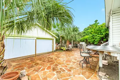 1619 Sealy Street, Galveston, TX 77550 - Photo 9