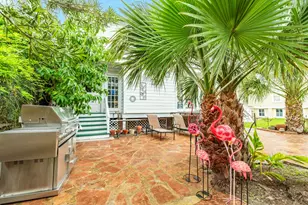 1619 Sealy St, Galveston, TX 77550 - Photo 11