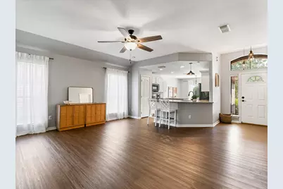 234 Mango Street, Lake Jackson, TX 77566 - Photo 13