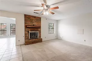 121 Elmwood St, Huntsville, TX 77320 - Photo 13