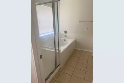 13064 Peppergate Lane, Houston, TX 77044 - Photo 19