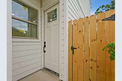 7422 Maxroy Street, Houston, TX 77088 - Photo 5