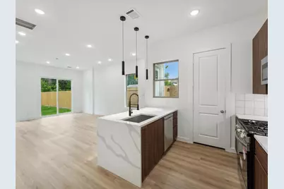 7422 Maxroy Street, Houston, TX 77088 - Photo 11